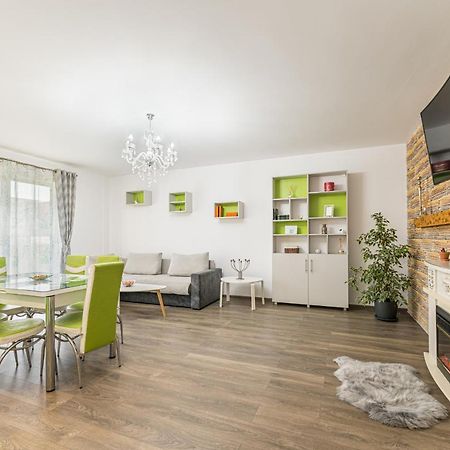 Apartament 2 Camere Narcis Braşov Exterior foto