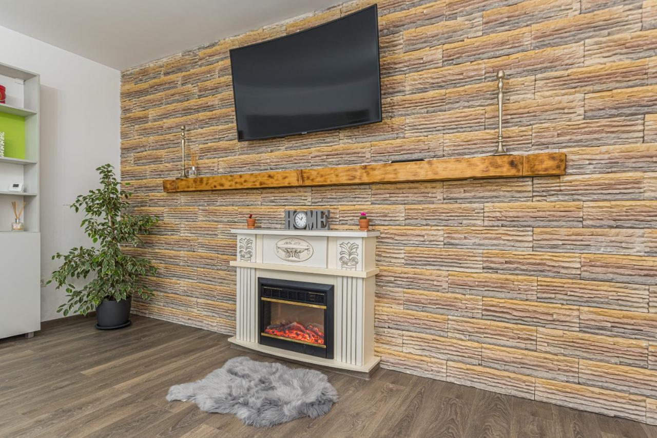 Apartament 2 Camere Narcis Braşov Exterior foto